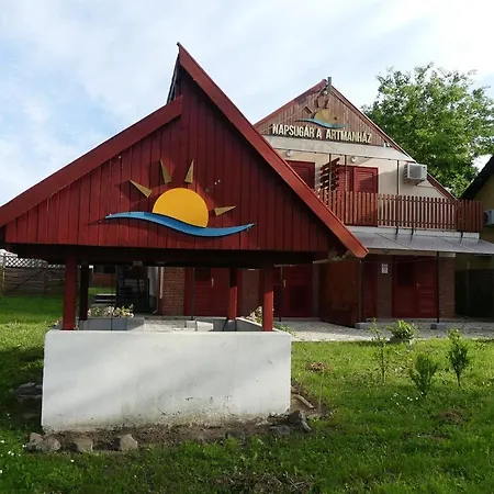 Napsugár Apartamento