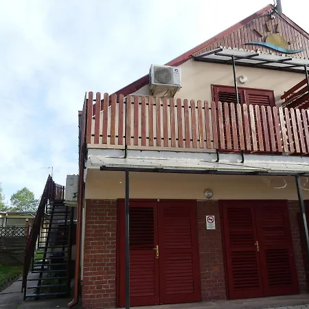 Napsugár Apartamento